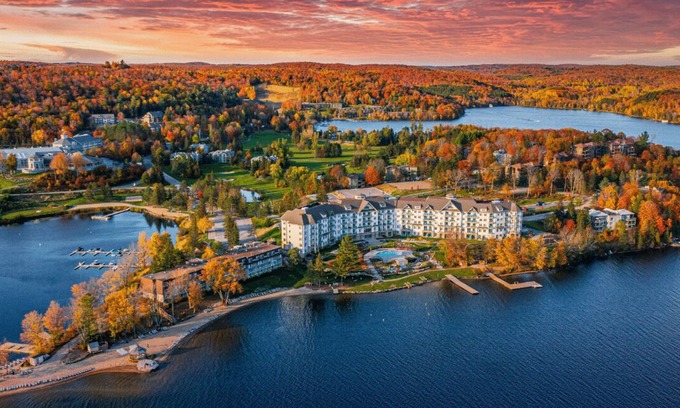 Huntsville Condo | Deerhurst Resort Lakeview Condo w/Fireplaces – Muskoka Winter Retreat!
