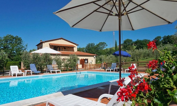 Montecatini Val di Cecina Apartment | Delightful accommodation with restaurant in Tuscan countryside and close to the sea.