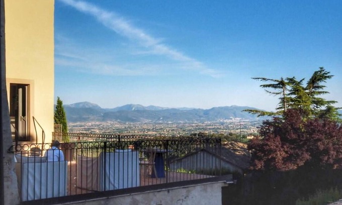 Montefalco Condo | Delicious, cozy apartment in Montefalco