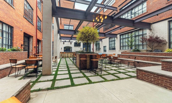 Downtown Cleveland Apartment | Delightful apartment with AC in charming Cleveland