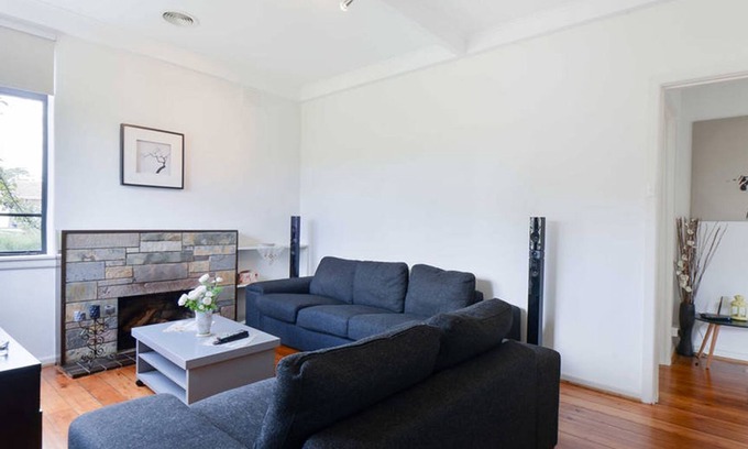 Bellfield House | Delightful, Cozy & Modern House (Unfurnished)
