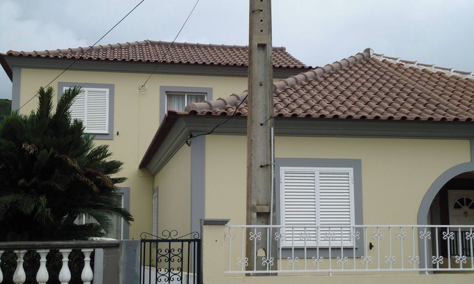 Praia da Vitoria House | Delightful Family House in Azores Seaside City