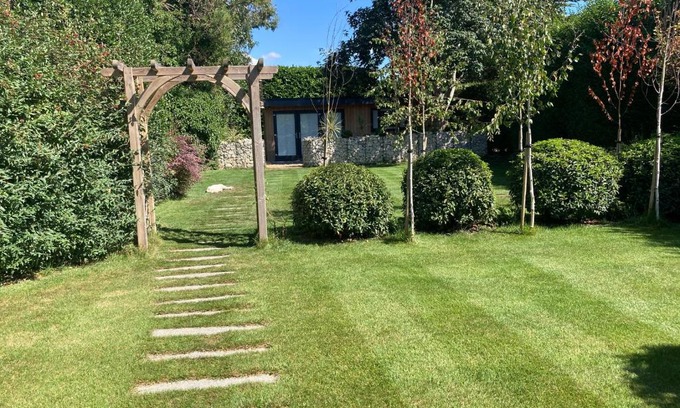 Chichester Apartment | Delightful self contained let in a village setting