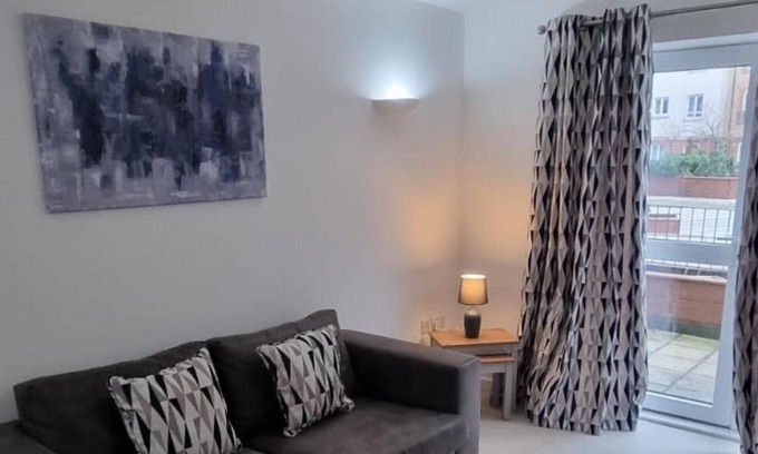 Northampton Apartment | Delta One 2 Bedroom Flat