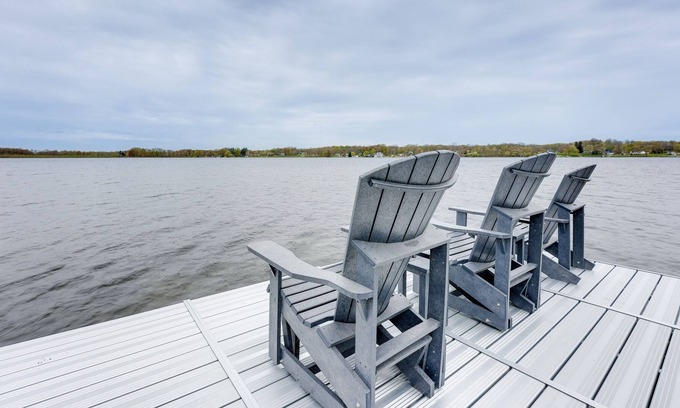Delton House | Delton Vacation Rental w/ On-Site Lake Access!