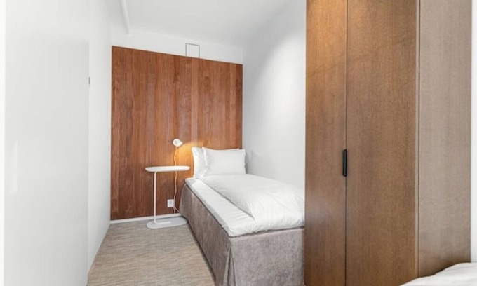 Lillestrom Apartment | Deluxe Apartment with Balcony