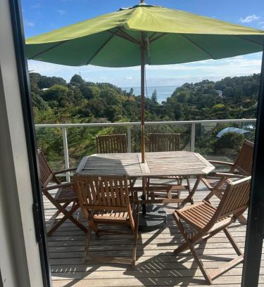 Palm Beach House | Deluxe Bedroom ldouble or twin bedl in shared Premium Villa at Waiheke Island Resort