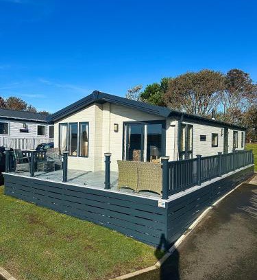 Woodhorn Resort | Deluxe Lodge on Holiday Park Site