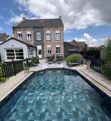 Ostricourt Villa | Demeure de caractère du Nord