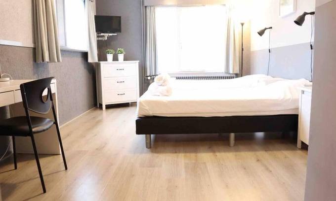 Geertruidenberg House | DenBerg building, formerly a small budget hotel, now offers 7 bedrooms with heating and air conditioning.