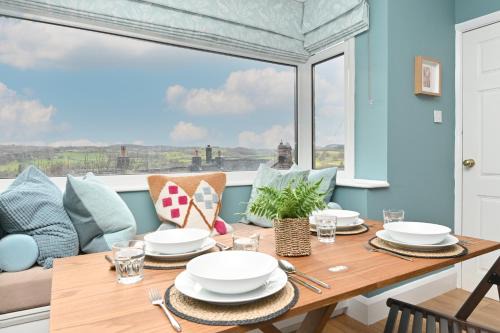 Whatstandwell House | Derwent Valley View