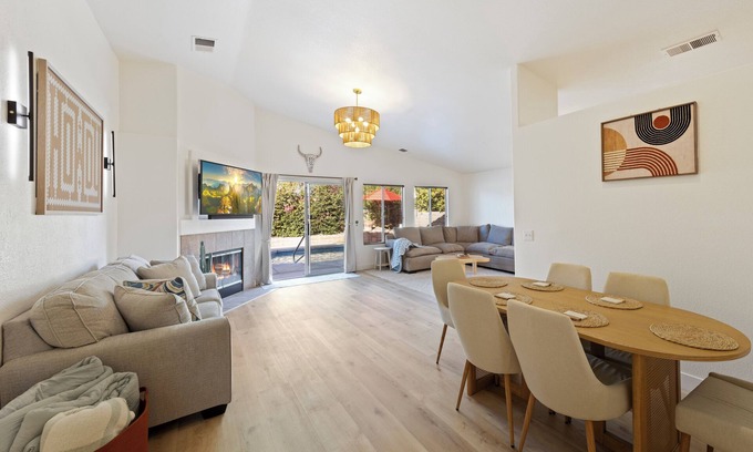 Indio House | Desert Dreams - Charming 2-bedroom house with a salt water pool