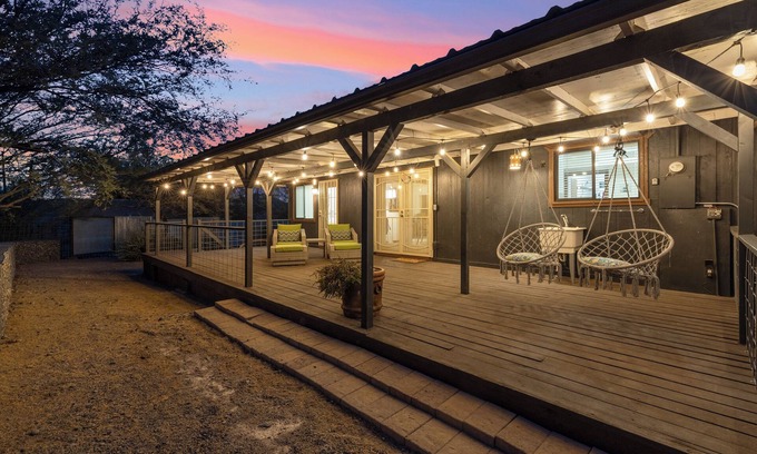 Cave Creek House | Desert Escape for Families & Friends – 3BR with Games, Hot Tub & Outdoor Dining