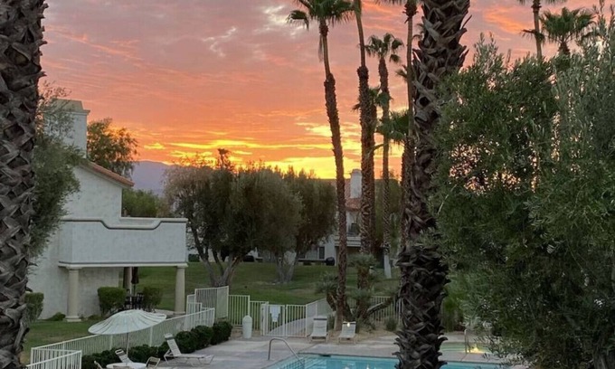 Palm Desert House | Desert Falls Country Club Condo - Pool - Golf