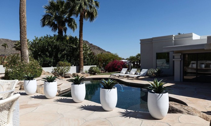 Paradise Valley House | Desert Park~Pool~Jacuzzi~EV Charger~Luxury