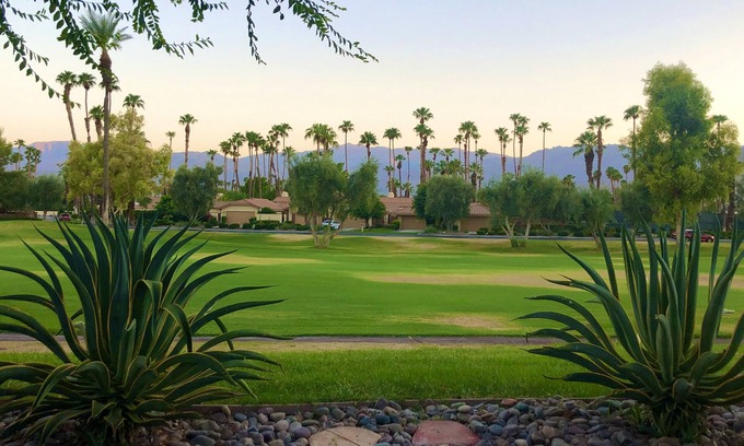 Palm Desert Condo | Desert sensation with beautiful views on golf course!