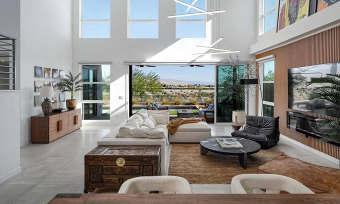 Palm Springs House | Desert Views Home with Pool/Spa 3-bedroom w/access to gym & miles of trails