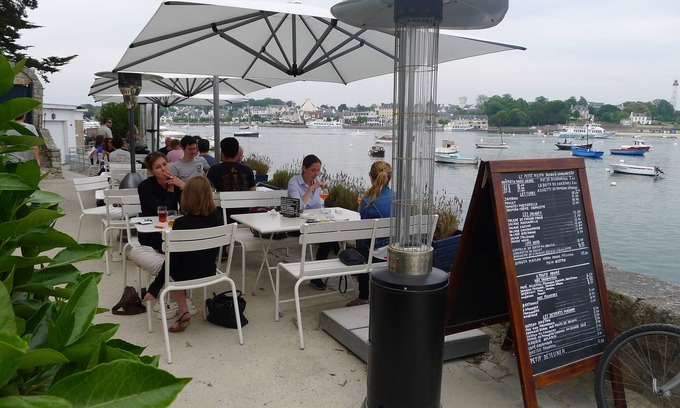 Saint-Marine Apartment | Design apartment, classified 3 stars, direct access to the old port of Ste Marine