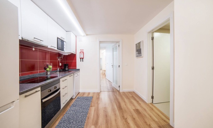 Pena Apartment | Design apartment with A/C, wifi, small outside patio and 500m from city cente