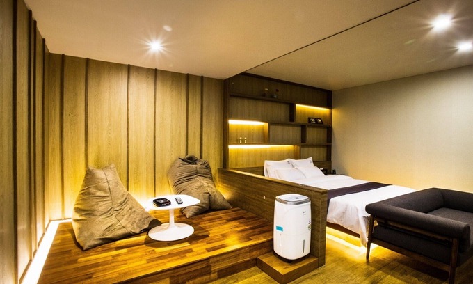 Pohang Hotel | Design Hotel 2ne1 Jukdo Market Pohang