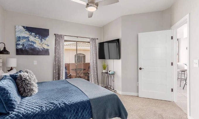 Villa De Paz Condo | Designer 2BD/2BA in Gated Resort w/Pool & Gym