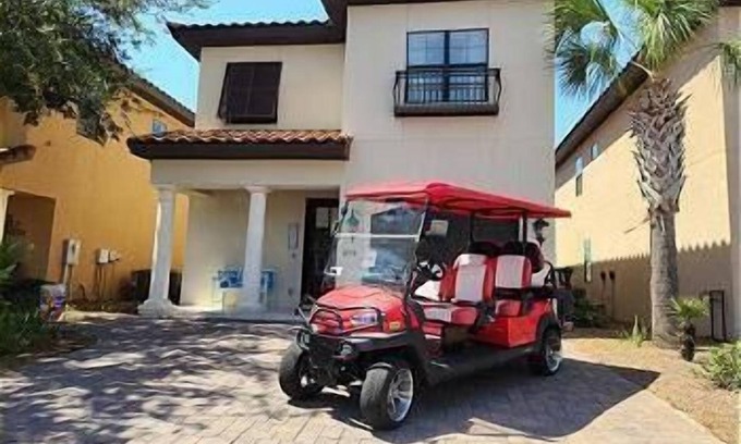 Villa Lago House | Designer Golf View Beach Home with 6 Seat Golf Cart