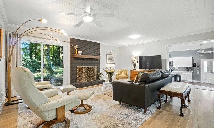 Oak Forest House | Designer Home in Secluded Location in Charlotte