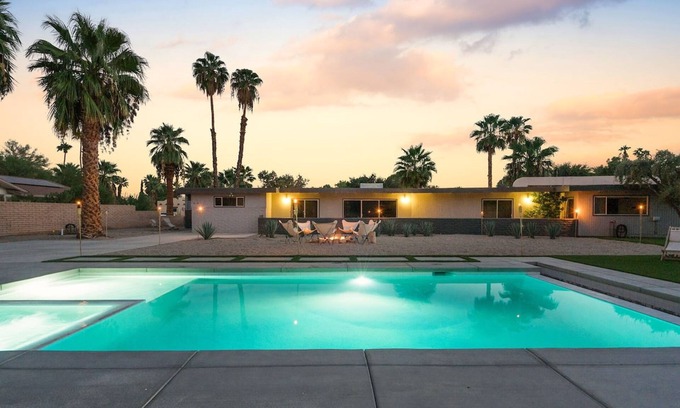 Borrego Springs House | Designer mid-century modern hideaway with private pool, spa, & firepit