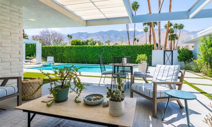 Indian Canyon House | Designer Perfect - 30 Day Minimum