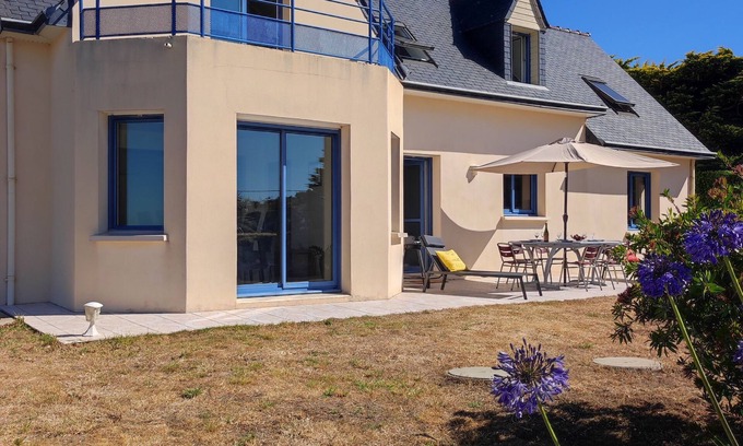 Plozevet House | Detached 3-bedroom house - sleeps 6 with panoramic ocean views.