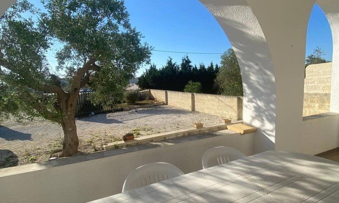 Diso House | Detached 3-bedroom villa with garden