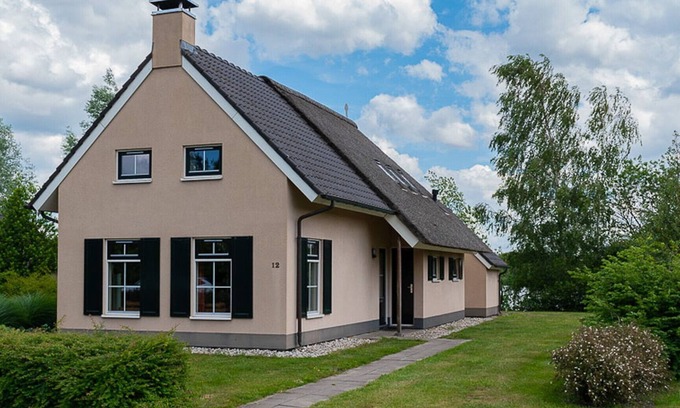 Vlagtwedde House | Detached bungalow for 9 persons