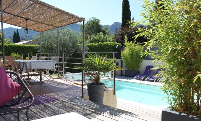 Nyons House | Detached house with swimming pool in Nyons in drôme provençale from 1150 to 1450 € All tax included