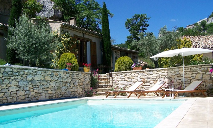 Simiane-la-Rotonde House | Detached Provencal house with private pool and SPA!
