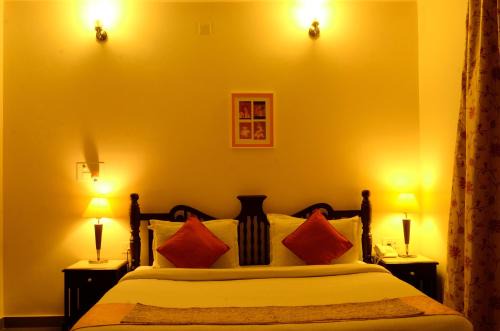 Shavri Colony Hotel | Dev Villa