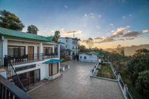 Dhanachuli Hotel | Dhanachuli Retreat