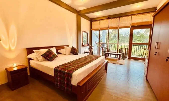 Ahangama Apartment | Dharma Place - King Room with Balcony 1