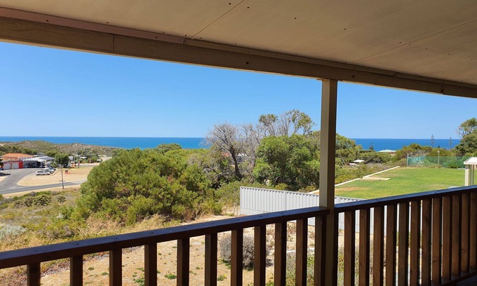 Guilderton House | Dhu View - Views for days