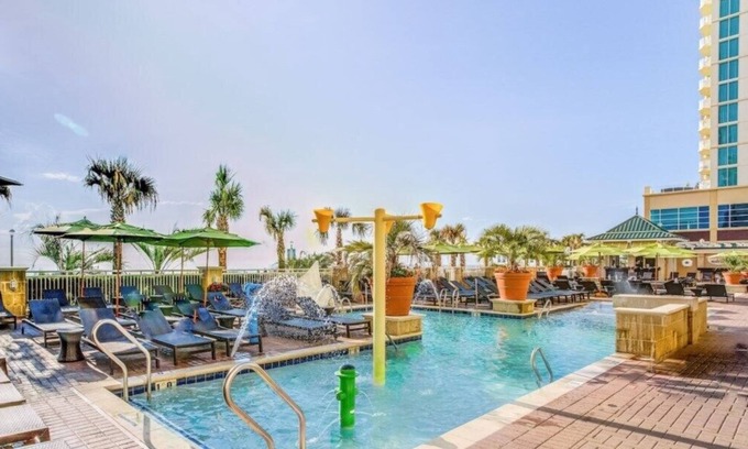 Northeast Virginia Beach Villa | Diamond Resorts Ocean Beach Club - Studio - Ocean Front