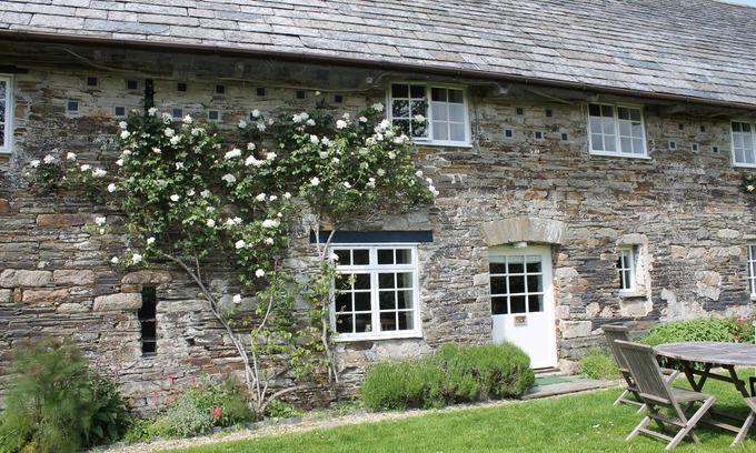 Blisland Cottage | DICK COTTAGE, pet friendly, country holiday cottage in Blisland