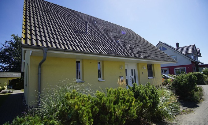 Gohren Apartment | Die Ferienwohnung Nr. 03 im Haus Inselblick