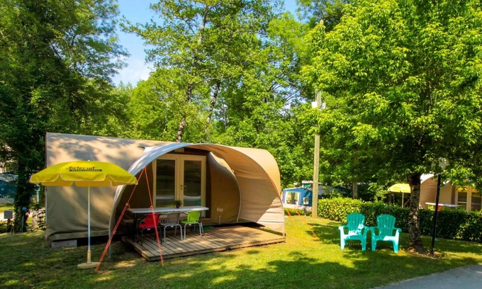 Souillac House | Die kleine Burg 6 Personen