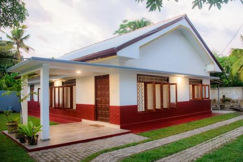 Thiranagama Villa | Dien Dee Stays