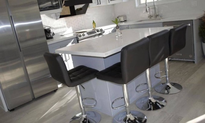 Dimond House | Dimond Abode #1 Modern 2BR/2BA with EV Charger