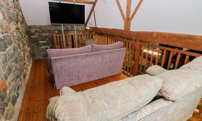 Rhyd-y-clafdy Cottage | DINAS, pet friendly, with pool in Pwllheli