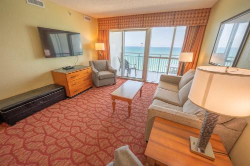 Downtown Myrtle Beach Apartment | Direct View Centrally located Oceanfront Boardwalk