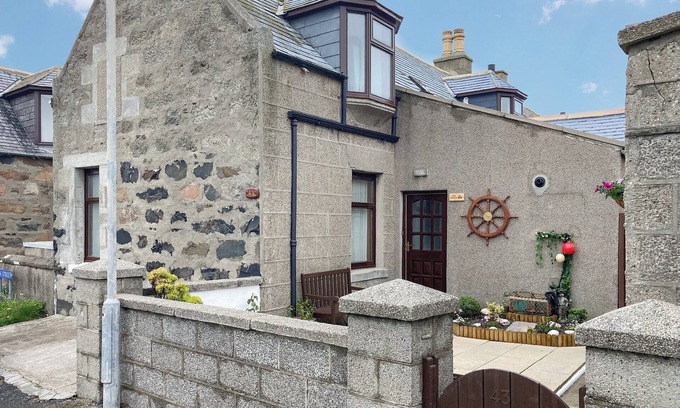 Sandhaven Cottage | Discover our charming holiday home in Cairnbulg, Fraserburgh.