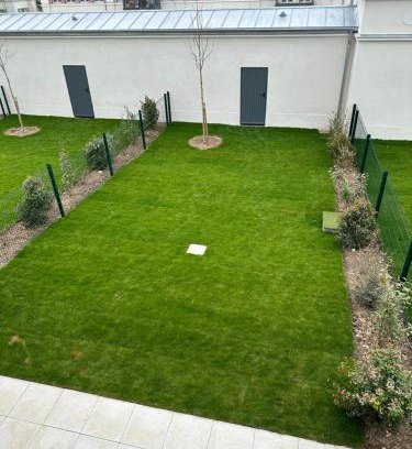 Serris House | Disneyland Paris, vallée village ,Paris , villa, garden , Syline Home, 120 m2