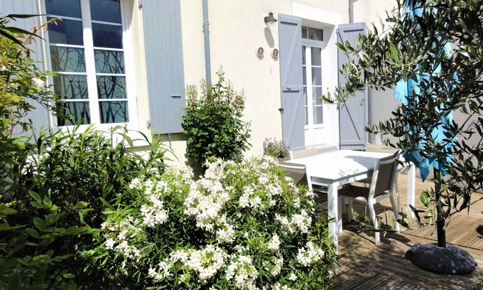 Saint-Denis-d'Oleron House | Do you know how to have a great stay in Oléron? Answer here .