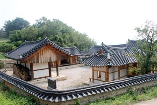Gyeongju House | Dobong Seodang